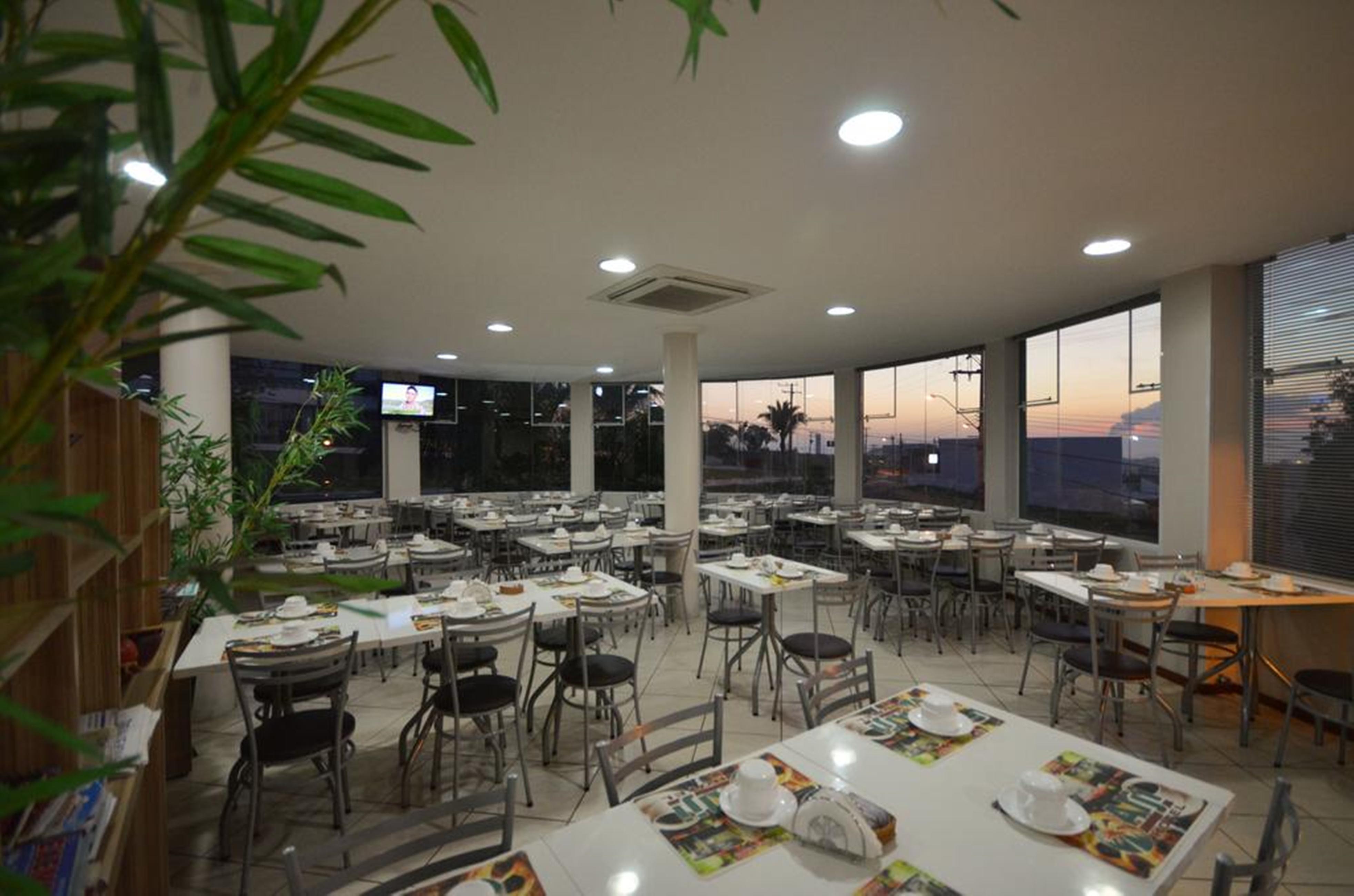 Hotel Alji 인다이아투바 외부 사진